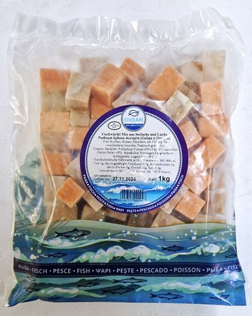 17541_12112023181000 1kg Fischwürfel Seelachs und Lachs -18°C // Рыбные кубики микс (сайда, лосось)