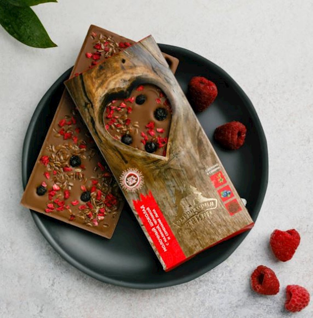 90g Terr.Taigi Vollmilchschokolade Himb/Heidelb/Leinsame // Шоколад Молочный с малиной, черникой и семенами льна 90g Terr.Taigi Vollmilchschokolade Himb/Heidelb/Leinsame // Шоколад Молочный с малиной, черникой и семенами льна