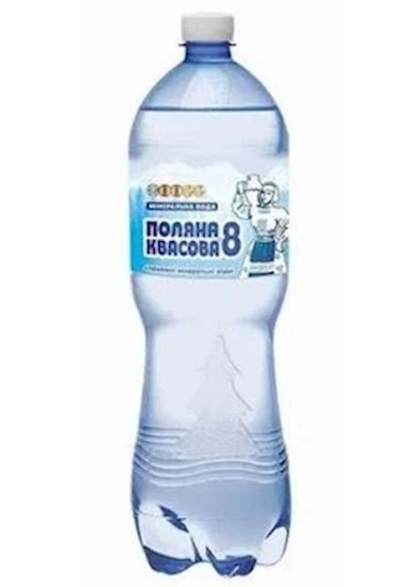 1,5l Polyana Kvasova 8 Kohlensäurehaltiges Mineralwasser PET / Поляна Квасова 8 Вода минеральная Сильногазированная 