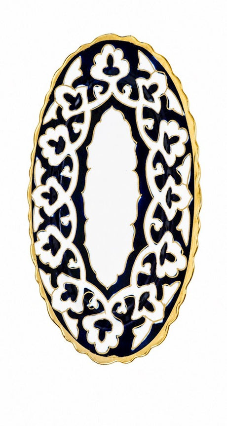 Ovaler Servierteller aus Tafelservice 23 × 14 cm // Овальное блюдо из столового сервиза, 23 × 14 см  