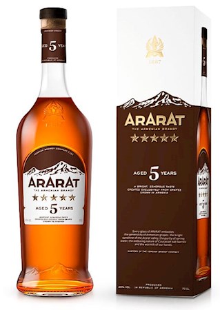 0,5L ARARAT Brandy 5* im Karton alc. 40% // Арарат бренди 5 летний 40°  0,5L ARARAT Brandy 5* im Karton alc. 40% // Арарат бренди 5 летний 40°